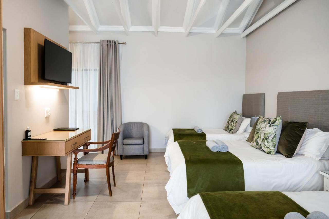 Villa Gracia Guesthouse Клерксдорп Экстерьер фото
